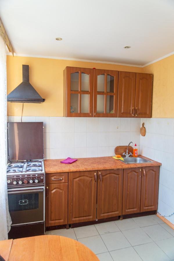 Квартира По Улице Федорова 1 Kiev Exteriör bild