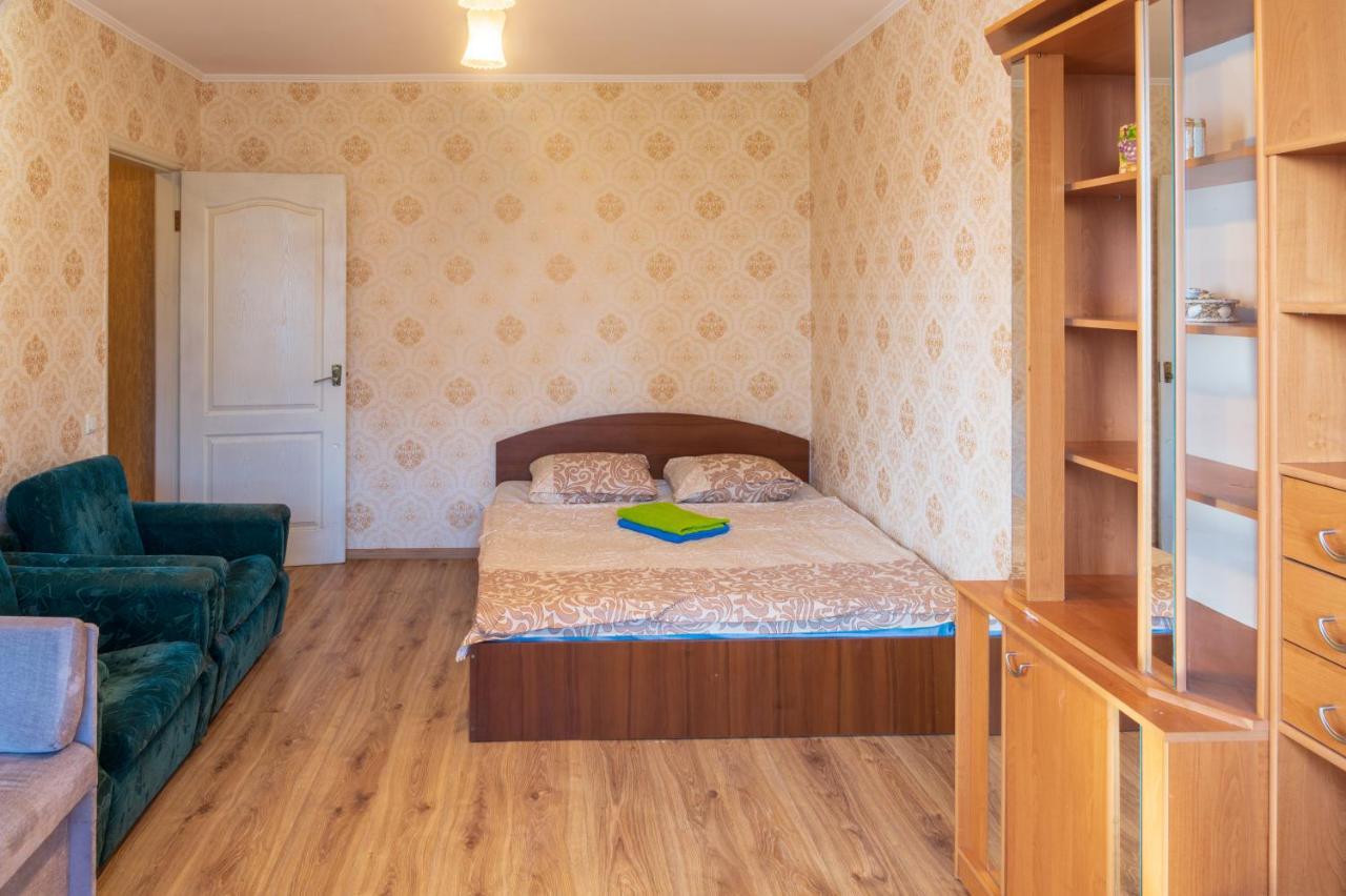Квартира По Улице Федорова 1 Kiev Exteriör bild