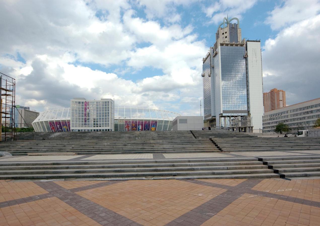 Квартира По Улице Федорова 1 Kiev Exteriör bild